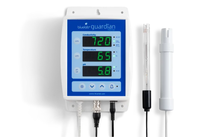 Bluelab Guardian Monitor